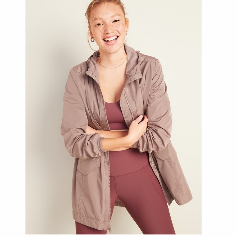 Old Navy Go-H20 Water-Resistant Hooded Anorak Jacket. Dusted Chocolate color SM